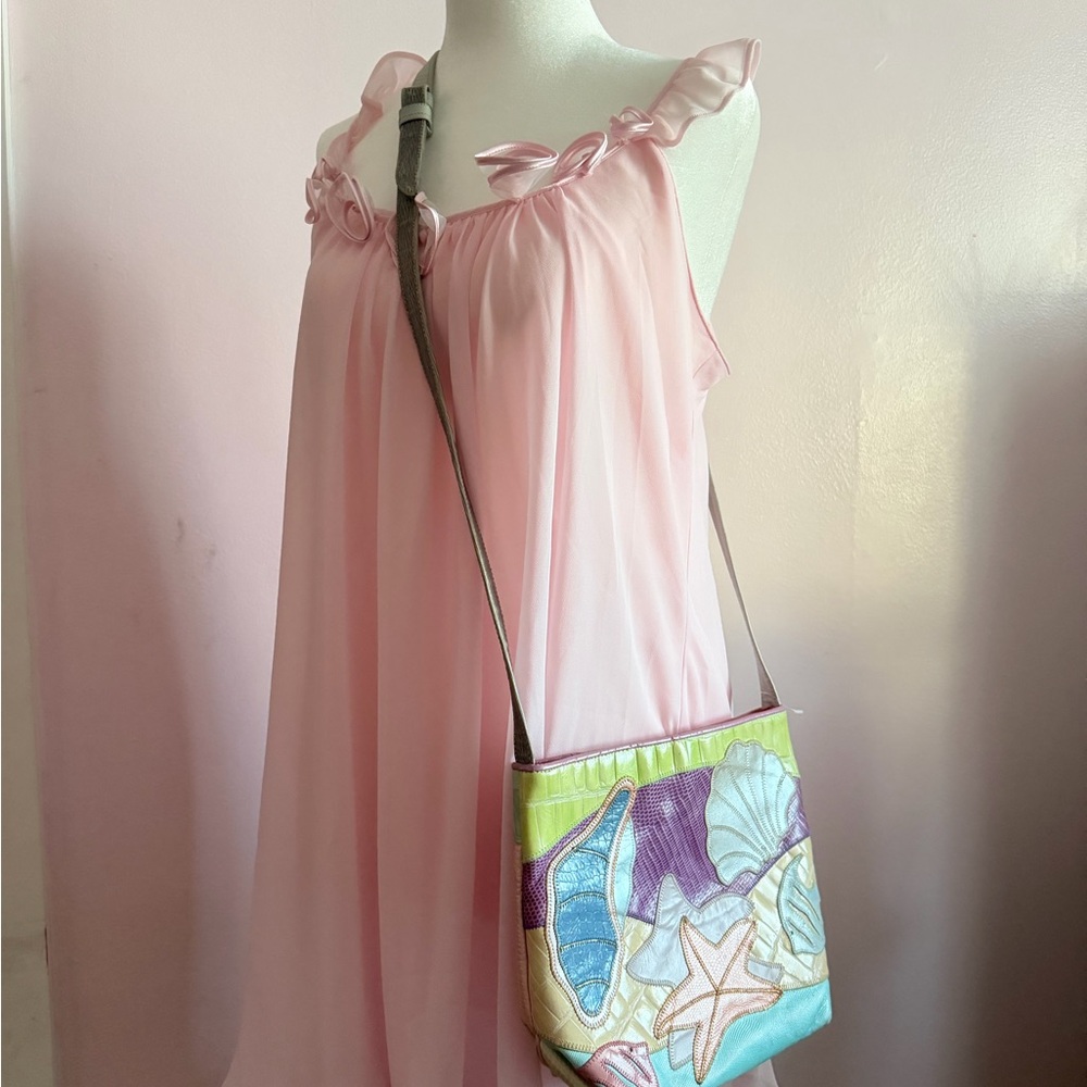 Colorful 80s Seashell Patterned Women's Bag
